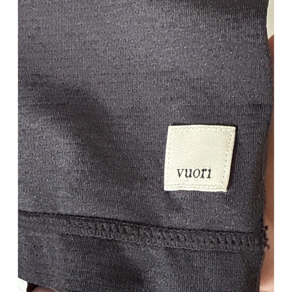 Vuori Shirt Mens XL Grey Performance Gym Training Short Sleeve V109 - Picture 2 of 8